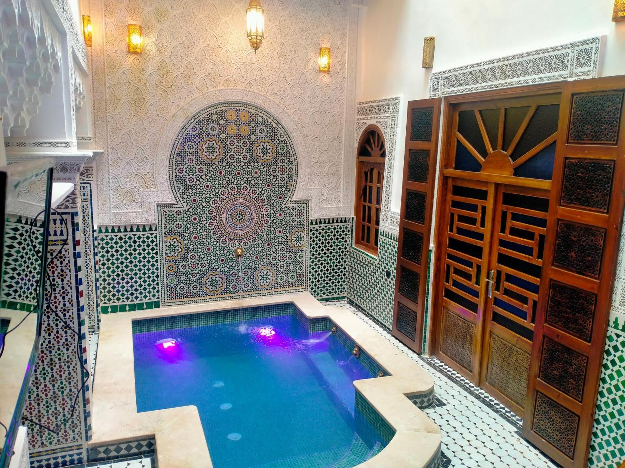 Riad Diamant Bleu Fez Bagian luar foto